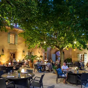 Hotel Le Pre Du Moulin - Maison Alonso - & Restaurant, Sérignan-du-Comtat